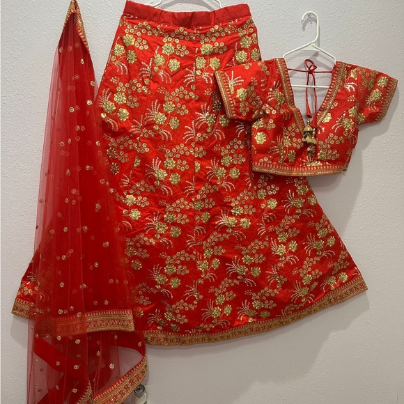 Lehenga Ready To Wear - Indian Dress - Picture 1 of 1